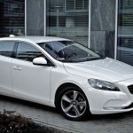 Test Volvo V40 Cross Country D4 A roadrunner to the Scandinavian