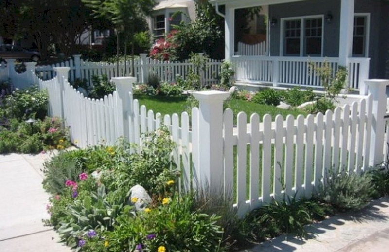 Types Of Fences For A Private House