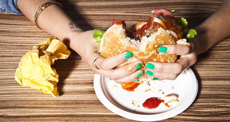 Psychological Causes Of Compulsive Overeating In Women